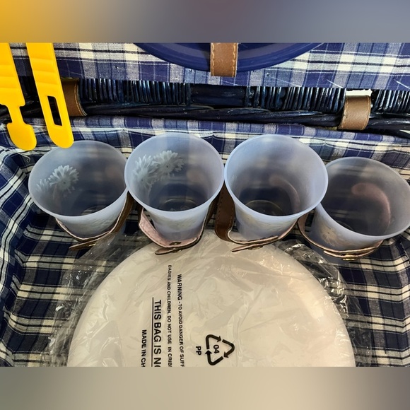 Vintage Blue Wicker Picnic Basket Set – 36+ Pieces Complete - Picture 16 of 16